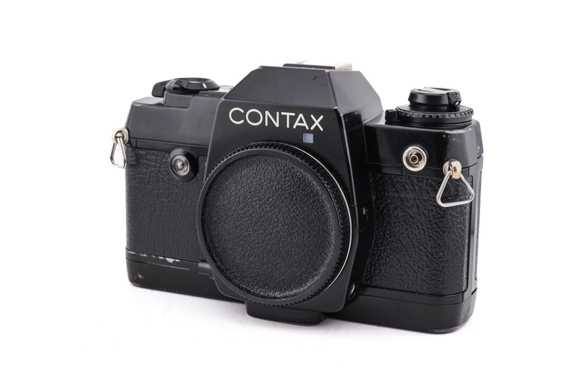 CONTAX 137MD Quartz 35mm フィルムカメラ Contax 137 MD Quartz and a lizard. | Chasing Classic Cameras with