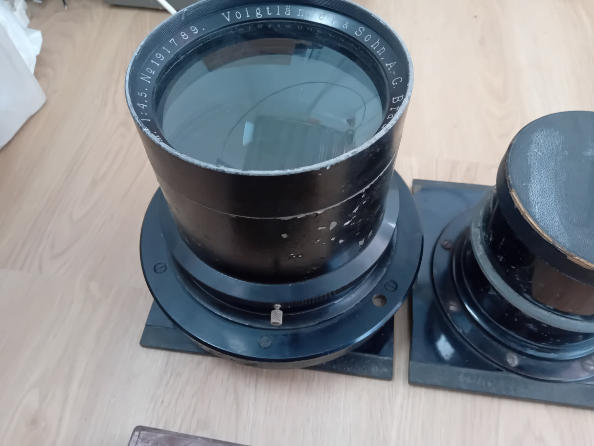 Voigtländer & Sohn, A.-G. Braunschweig. 789. No1917 1:4.5. 60cmVoigtländer & Sohn, A.-G. Braunschweig. 789. No1917 211e1f65-d7fc-428b-945c-4319ada97e58