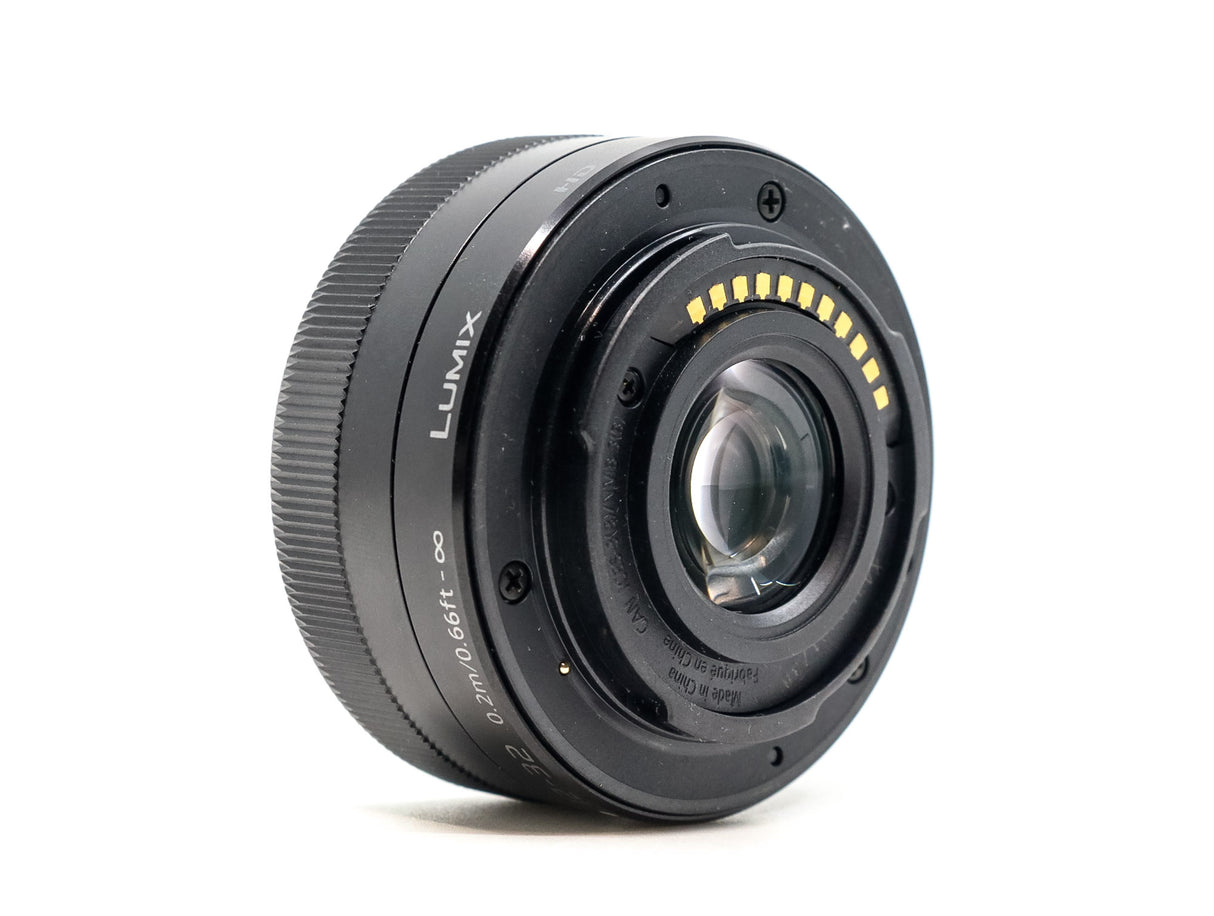 Panasonic Lumix G Vario 12-32 mm f/3.5-5.6 ASPH Mega OIS