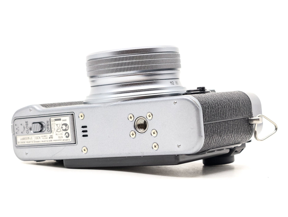 Fujifilm X20 - segunda mano - excelente estado - detalle 2 de 4 - SKU 3782113 - Camera Market