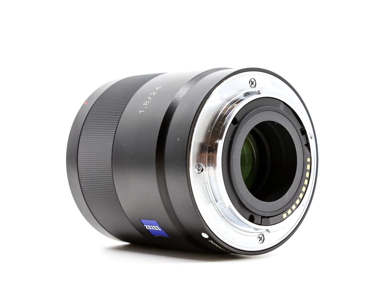 Sony E 24mm f/1.8 ZA Zeiss Sonnar T* - segunda mano - excelente estado - detalle 3 de 3 - SKU 3784467 - Camera Market