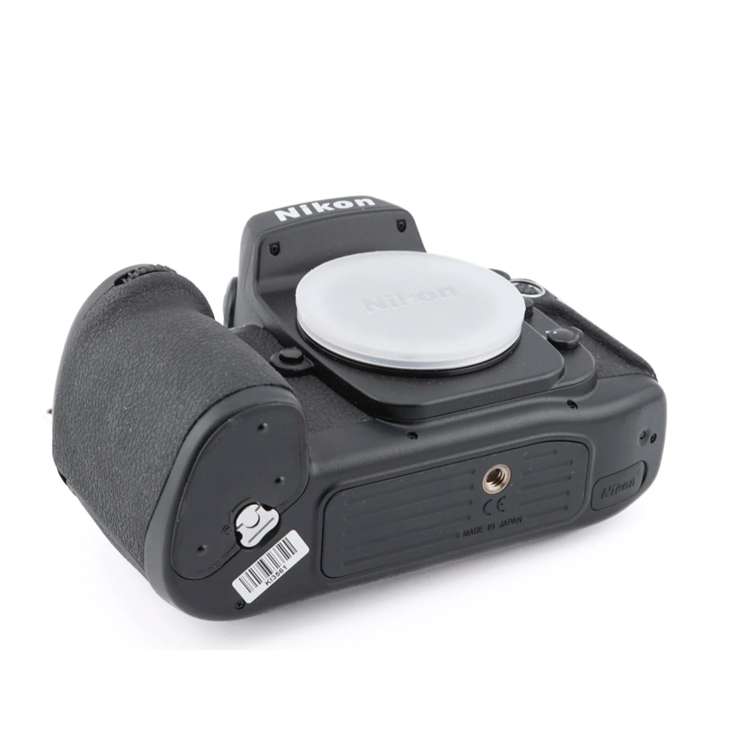 Nikon F100 (Body Only)