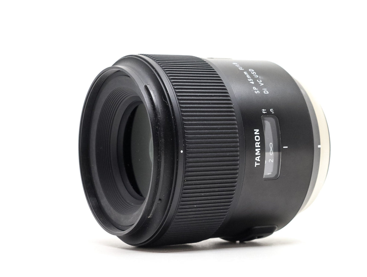 Tamron SP 45mm f/1.8 Di VC USD - Nikon Fit - segunda mano - excelente estado - detalle 2 de 3 - SKU 3790462 - Camera Market