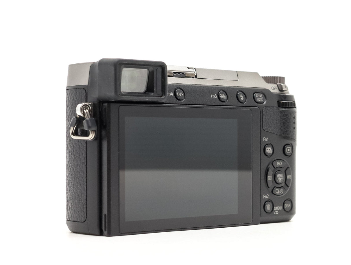 Panasonic Lumix DC-GX9 - segunda mano - excelente estado - detalle 4 de 4 - SKU 3781757 - Camera Market