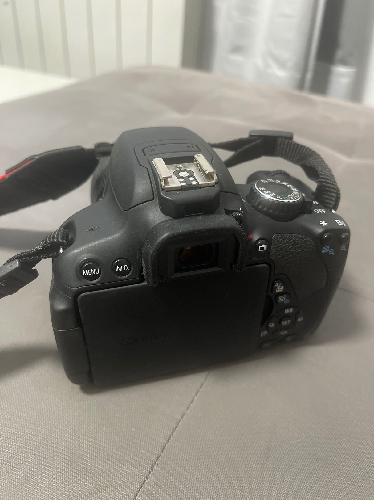 Cannon Rebel T4i2215e764-c950-4068-82f8-b2a88cee2b42