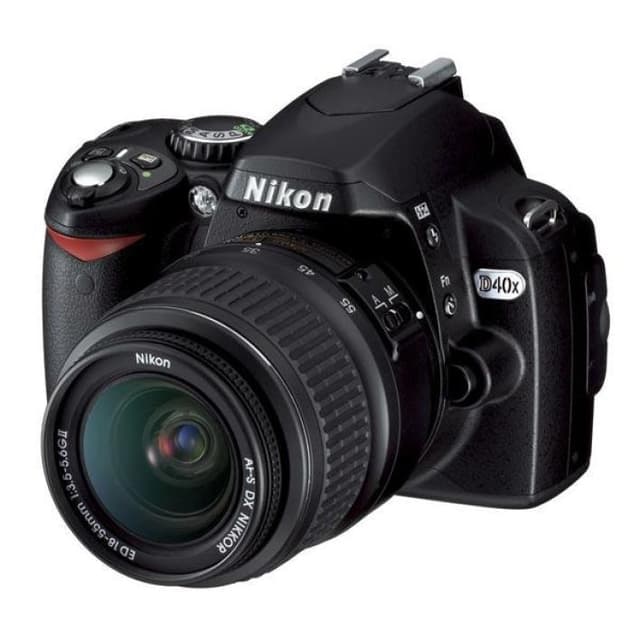D40X SLR - Black + Nikon AF-S DX Zoom Nikkor 18-55 mm f/3.5-5.6G ED II f/3.5-5.6GII · imagen principal