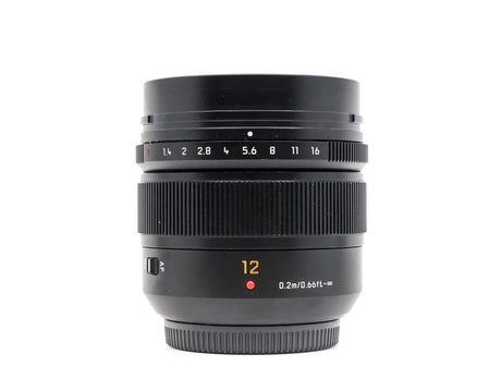 Panasonic Leica DG Summilux 12mm f/1.4 ASPH. - segunda mano - excelente estado - foto principal - SKU 3775629 - Camera Market