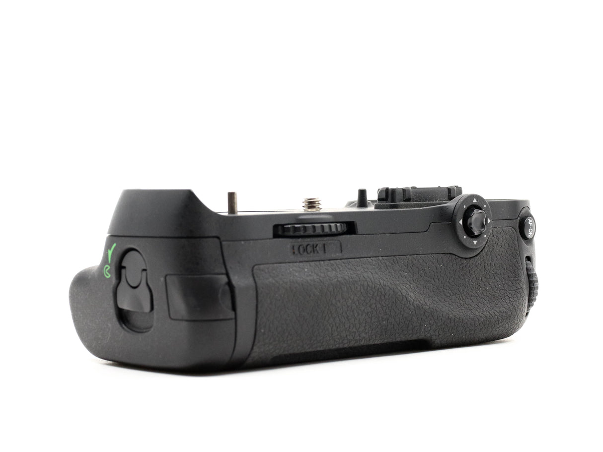 Nikon MB-D12 Battery Grip