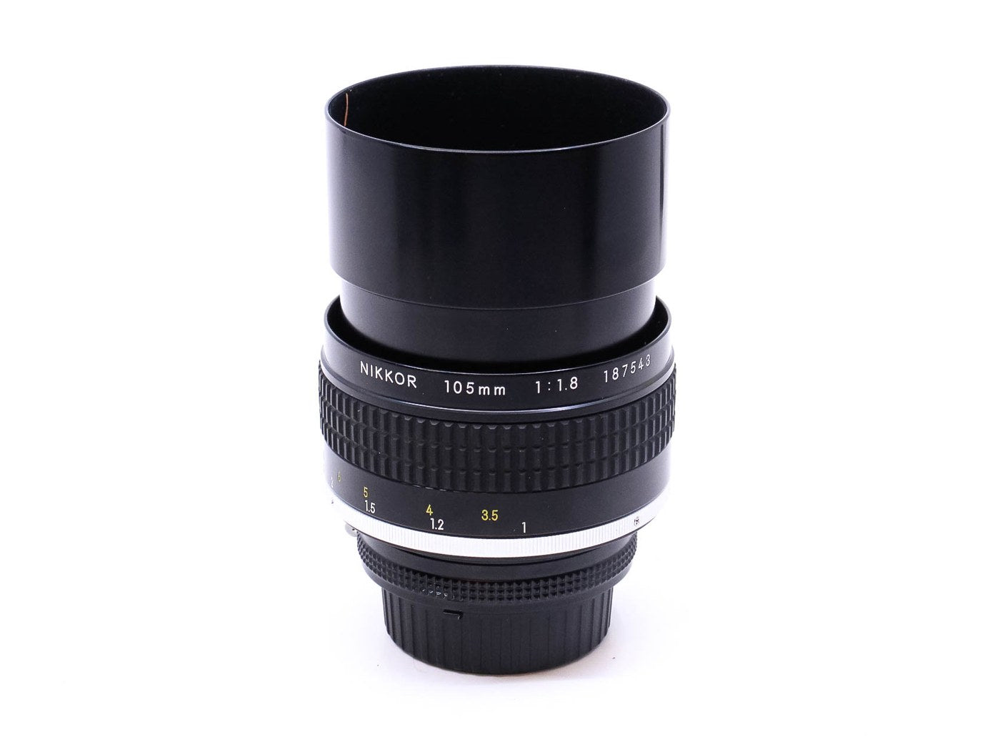 Nikon Ai-S 105mm f/1.8 · main image