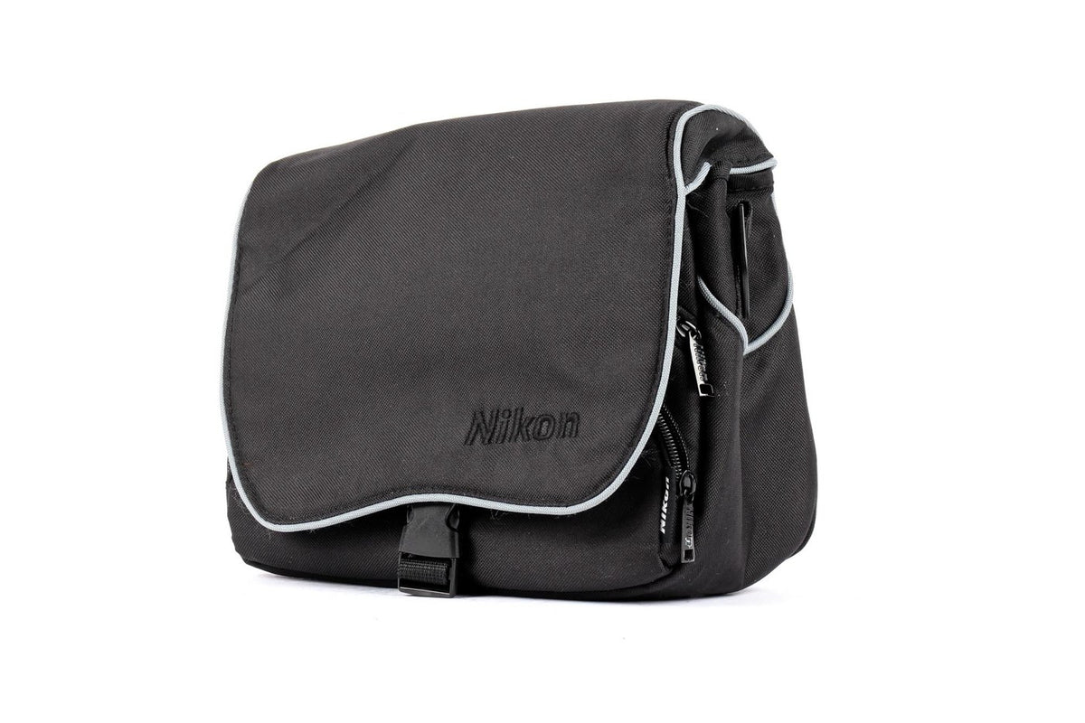 Nikon CF-EU04 Camera Bag · main image