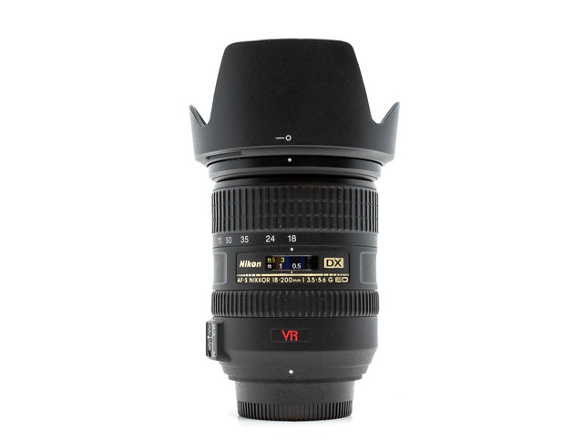Nikon AF-S DX Nikkor 18-200mm f/3.5-5.6G IF-ED VR - segunda mano - excelente estado - foto principal - SKU 3785471 - Camera M