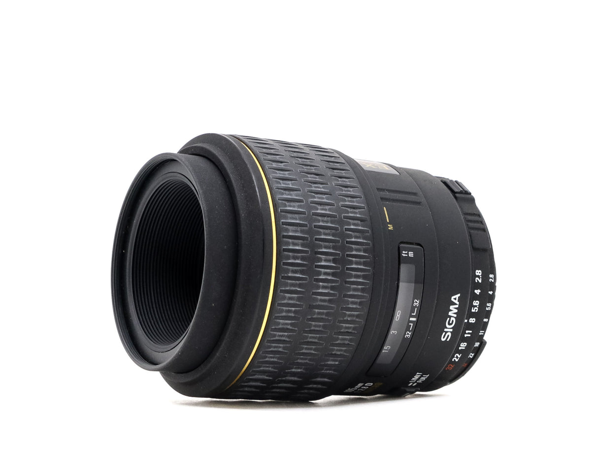 Sigma 105mm f/2.8 EX Macro - Nikon Fit