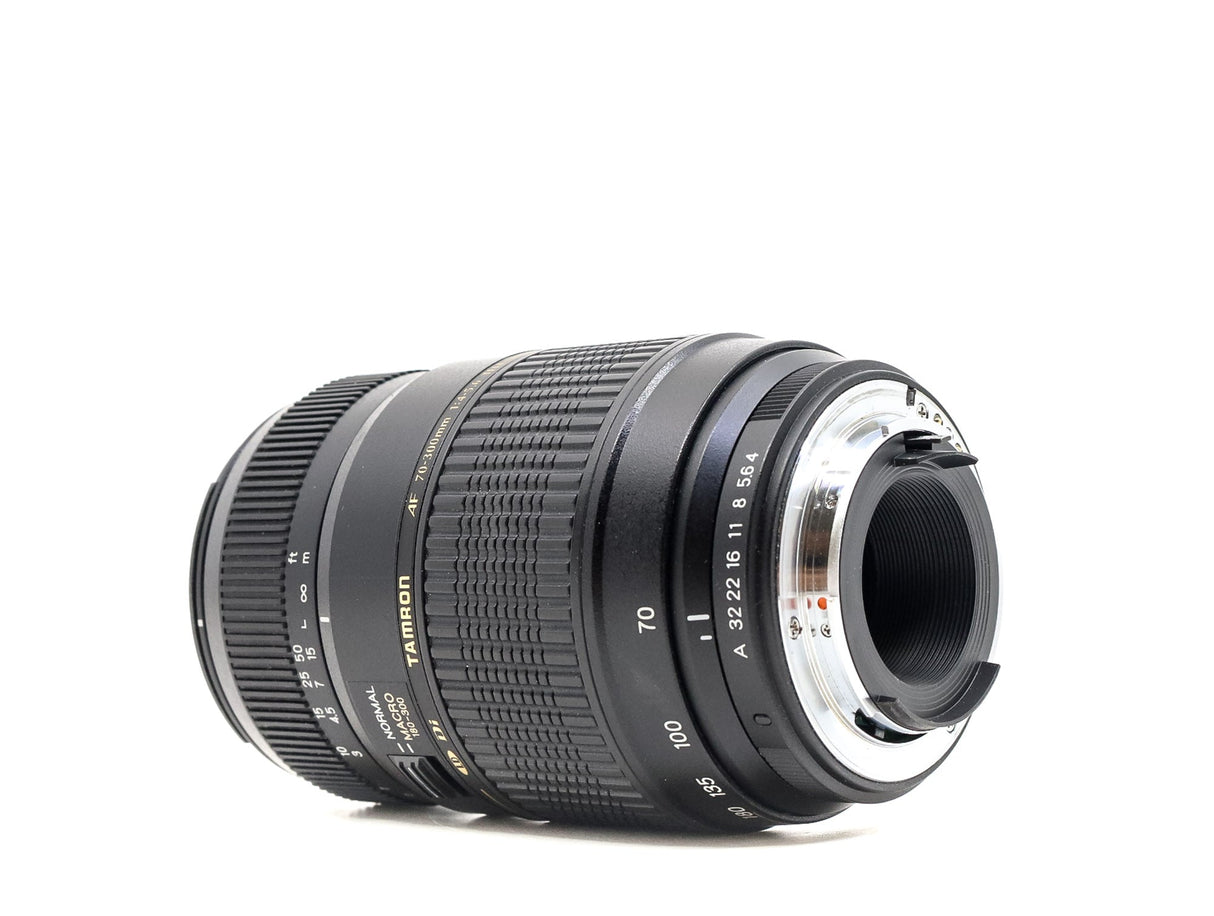 Tamron AF 70-300mm f/4-5.6 Di LD Macro - Pentax Fit - segunda mano - excelente estado - detalle 3 de 3 - SKU 3767628 - Camera