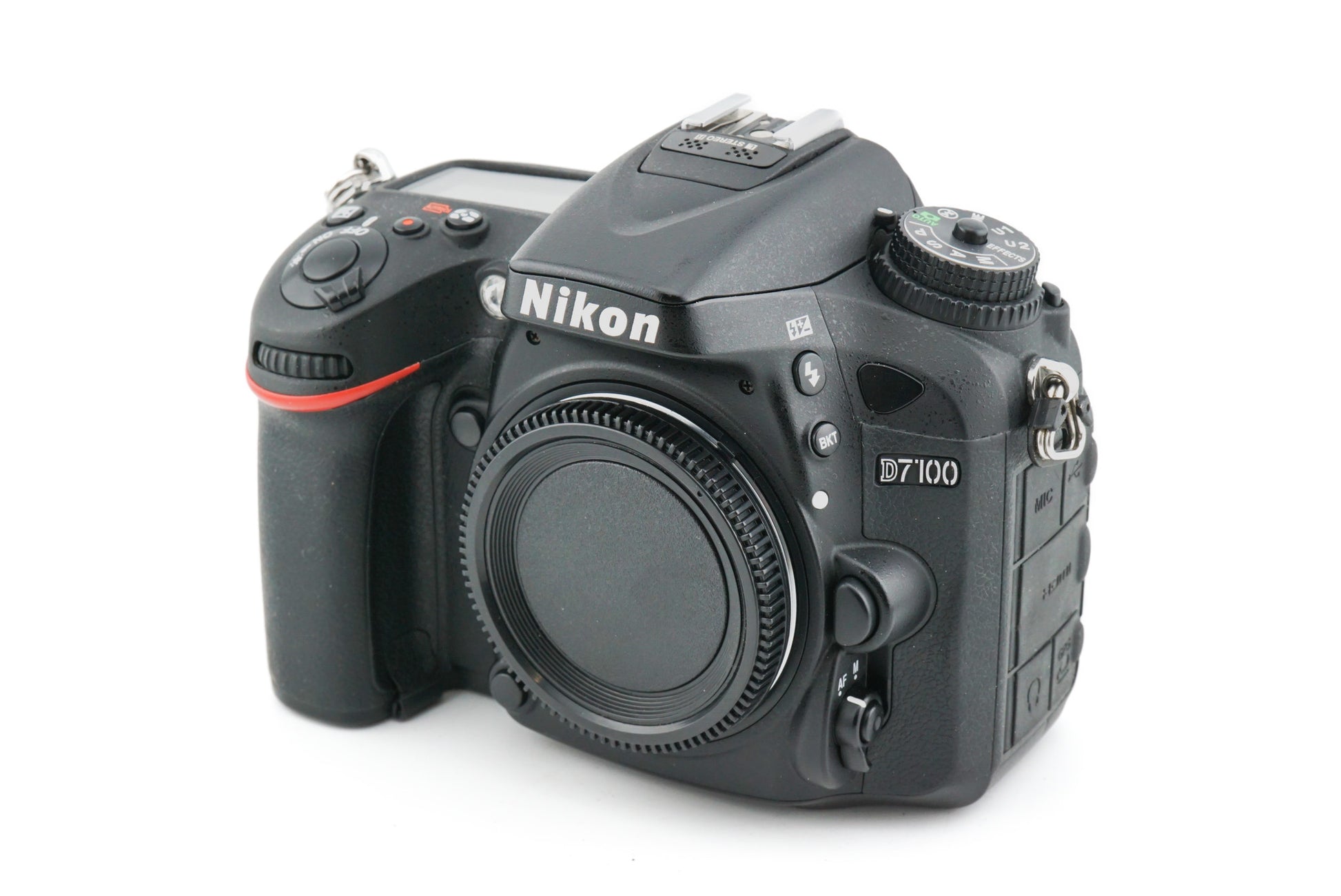 Unleash your photographic potential with the Nikon D7100 Unleash your photographic potential with the Nikon D7100