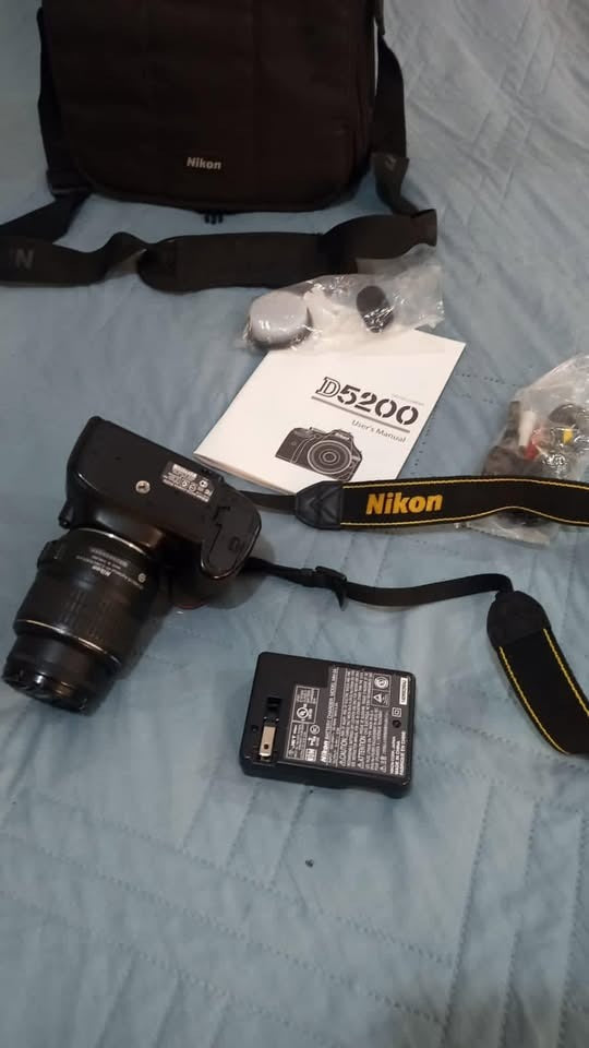 NikonD5200f115031b-550d-4625-9d0c-220399327e54