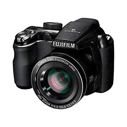 FinePix S3400 Compact Camera - Black + Fujifilm Super EBC Fujinon