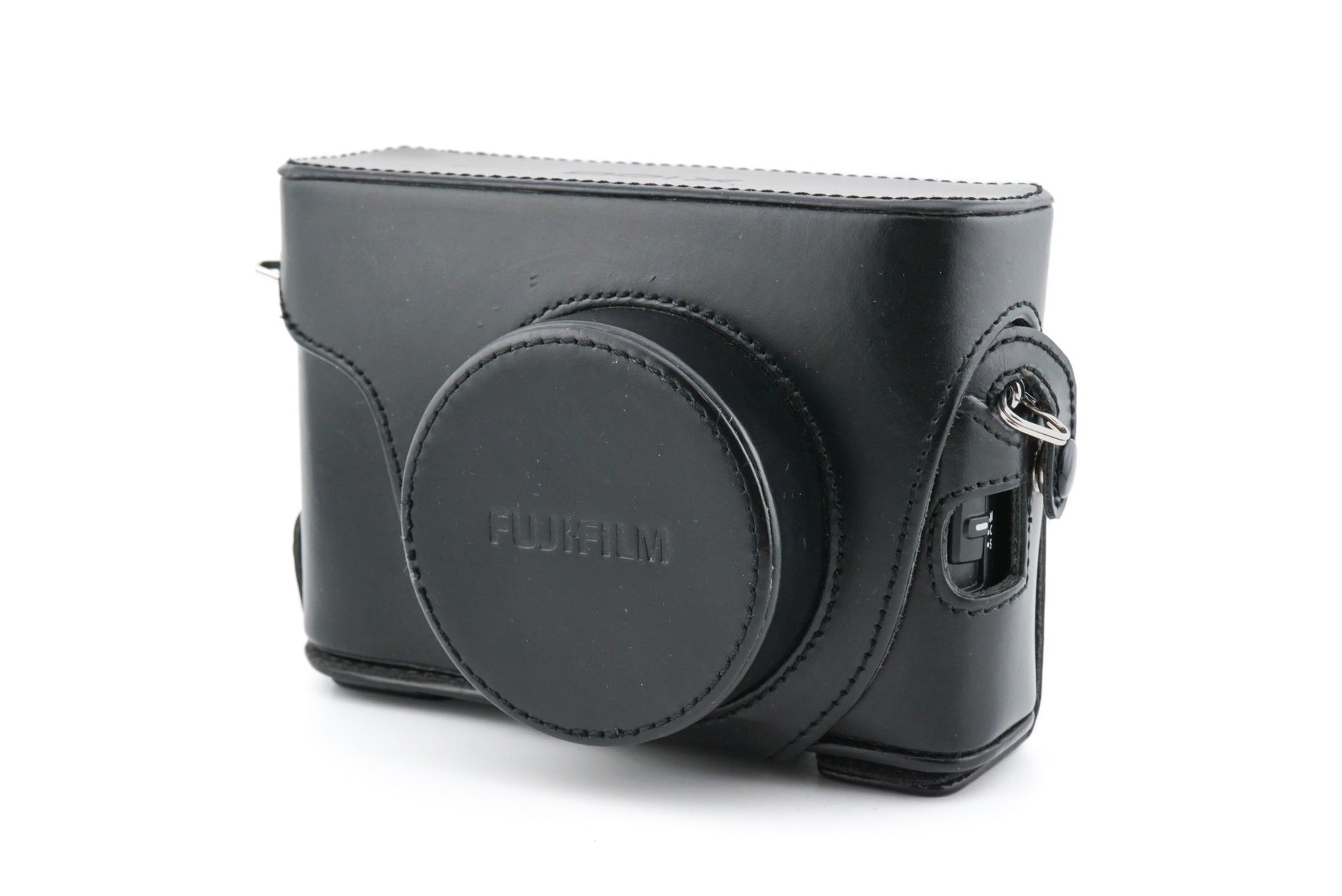 Discover the essential Fujifilm X100T camera at Camera Market