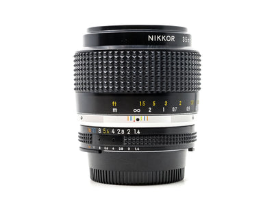 Nikon Ai-S Nikkor 35mm f/1.4 