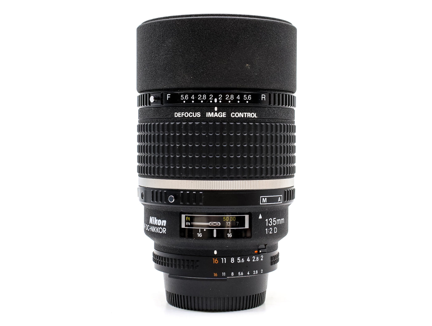 Nikon AF DC Nikkor 135mm f/2 · imagen principal