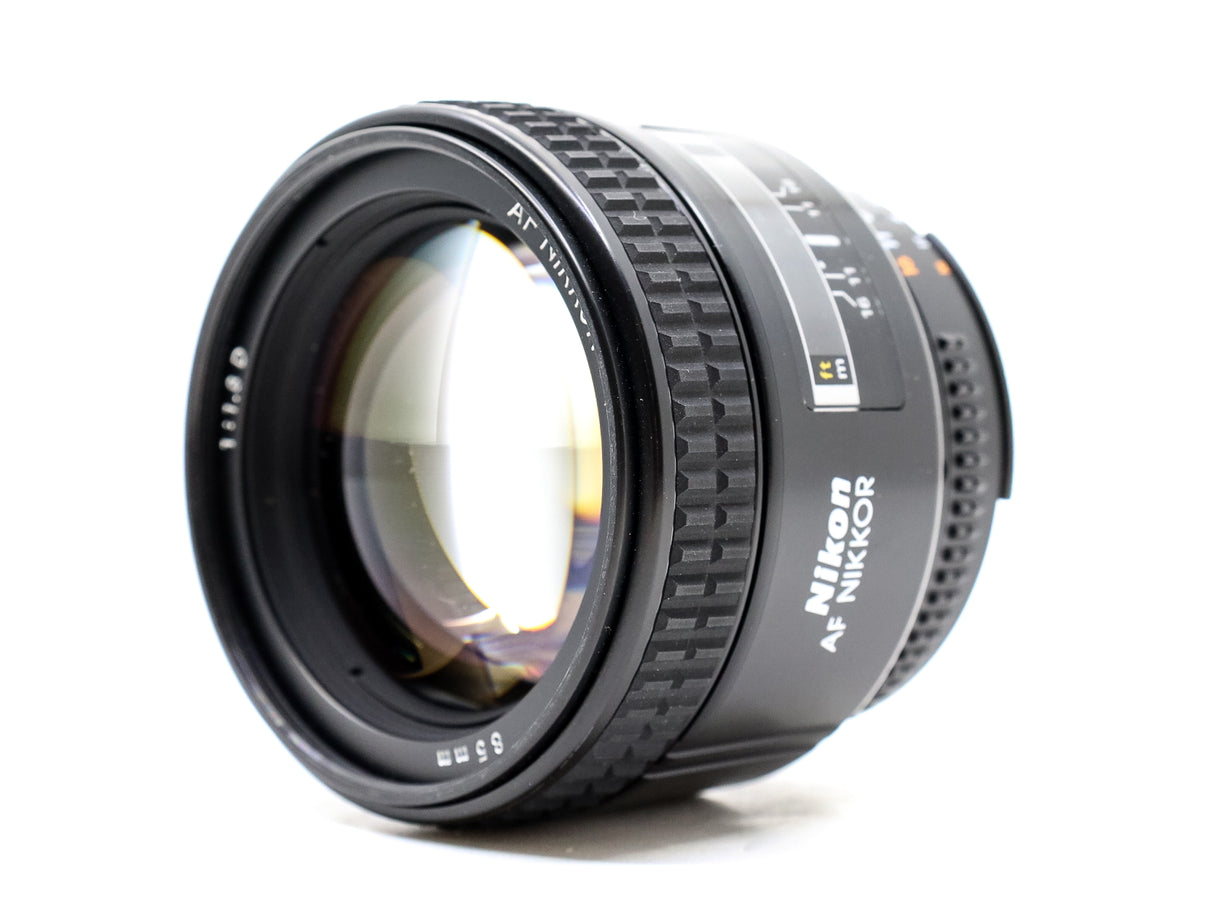 Nikon AF Nikkor 85mm f/1.8D