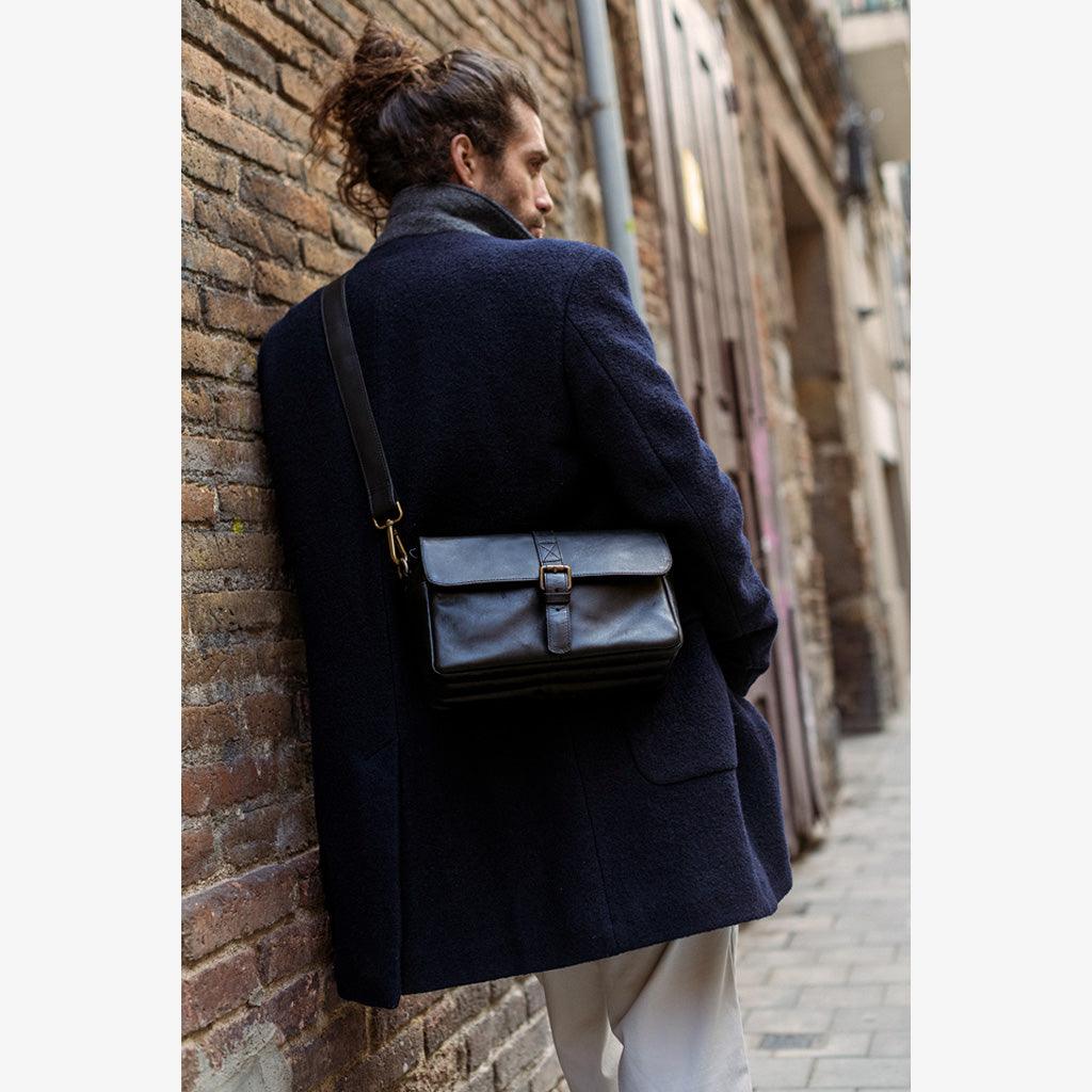 París Black Leather Camera Bag