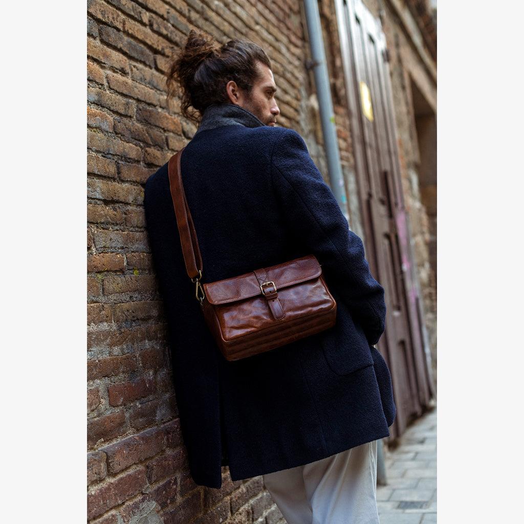 París Cognac Leather Camera Bag