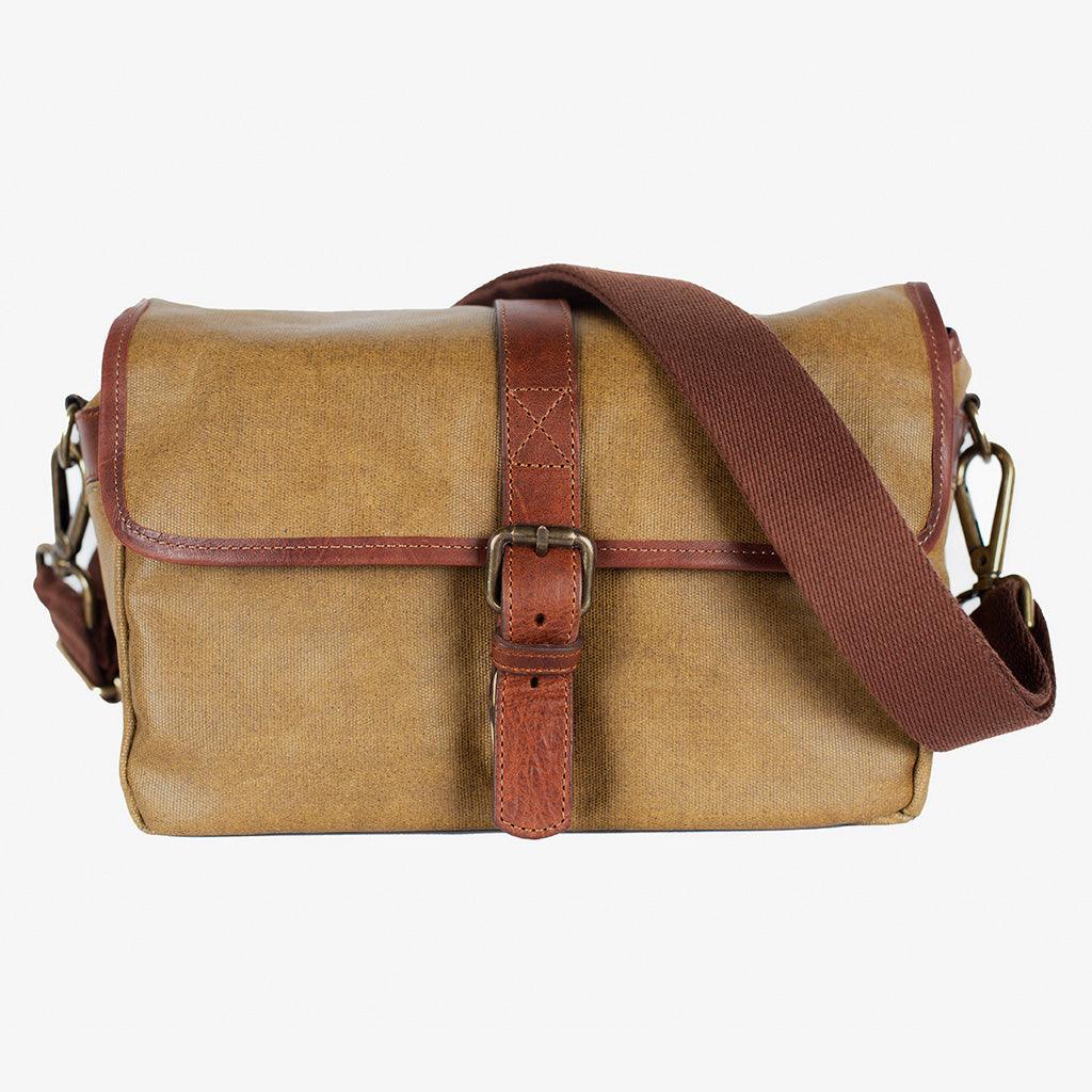 París Olive green Waxed Canvas Camera Bag · main image