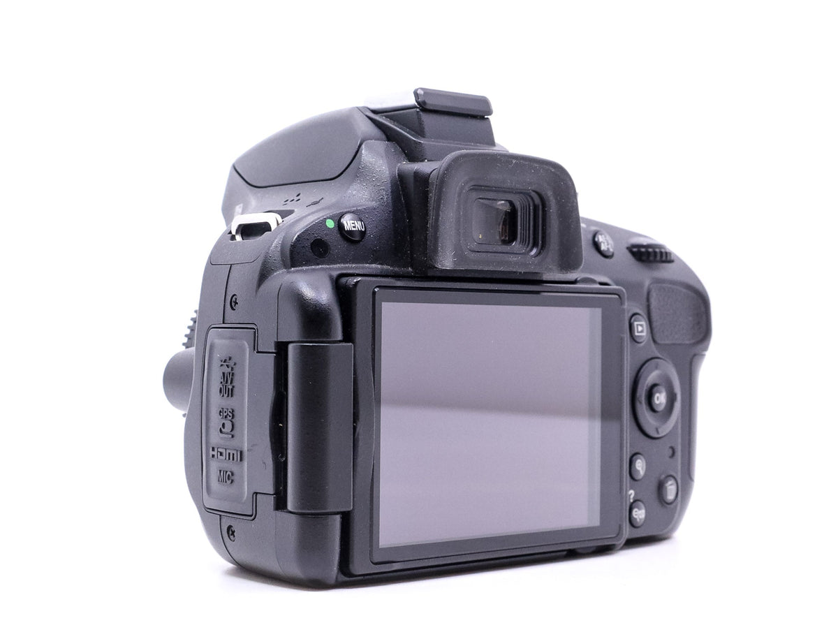 Discover the incredible features of the Nikon D5100 at Camera 