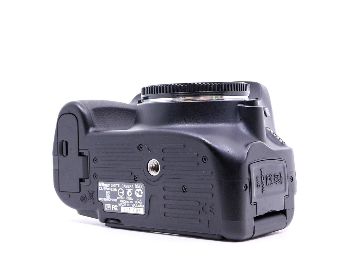 Nikon D5100 - segunda mano - excelente estado - detalle 2 de 4 - SKU 3719487 - Camera Market