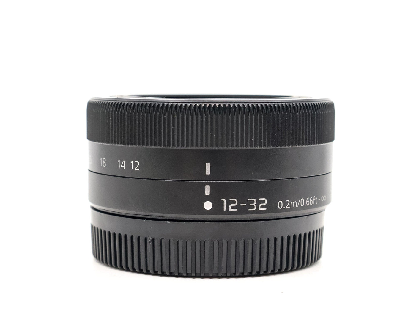 Panasonic Lumix G Vario 12-32mm f/3.5-5.6 ASPH Mega O.I.S. · imagen principal