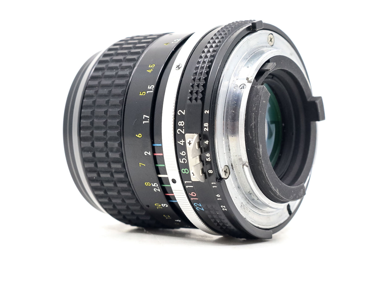 Nikon Ai-S Nikkor 85mm f/2