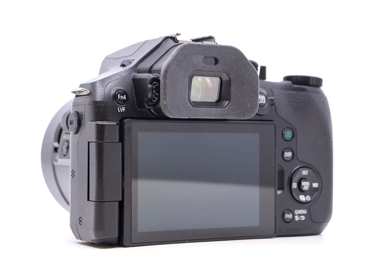 Discover the Panasonic Lumix DMC-FZ300 camera at Camera Market 📷