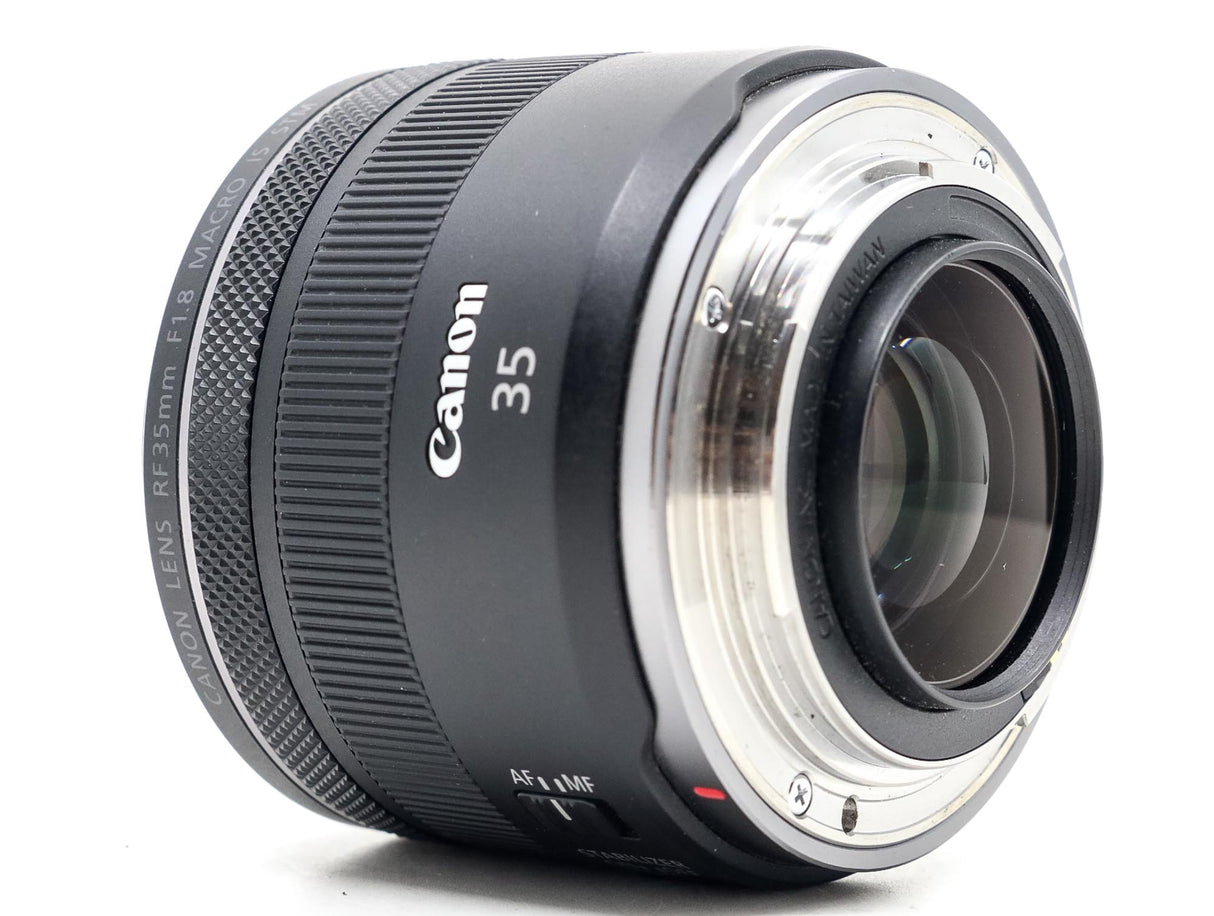 Canon RF 35mm f/1.8 IS STM Macro