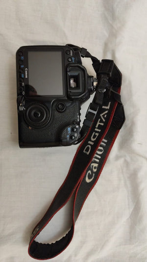 CANONEOS 40D a1e63278-d8a9-43ce-9450-7bcfb2917cef