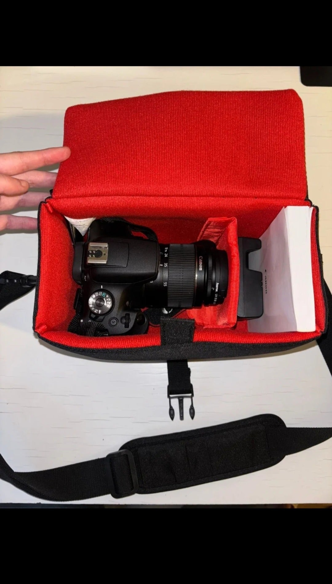 CanonCanon EOS 2000d71202108-7d45-4469-89c0-abbb945a151a