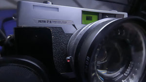 Petri7sc3744657-4a7d-4573-b25c-1819835b696f