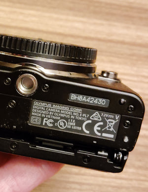 Olympus Olympus Pen Lite E-PL7 f42b6356-212a-44f7-824b-e30408829834