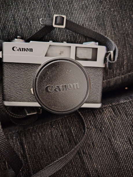 Canon Canonet 28d9c73a2f-7628-420c-ba2d-604362602876