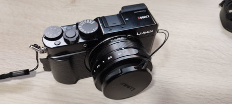 Panasonic Lumix LX100 II44629d2d-b839-4eb7-8f2b-63ab20646969