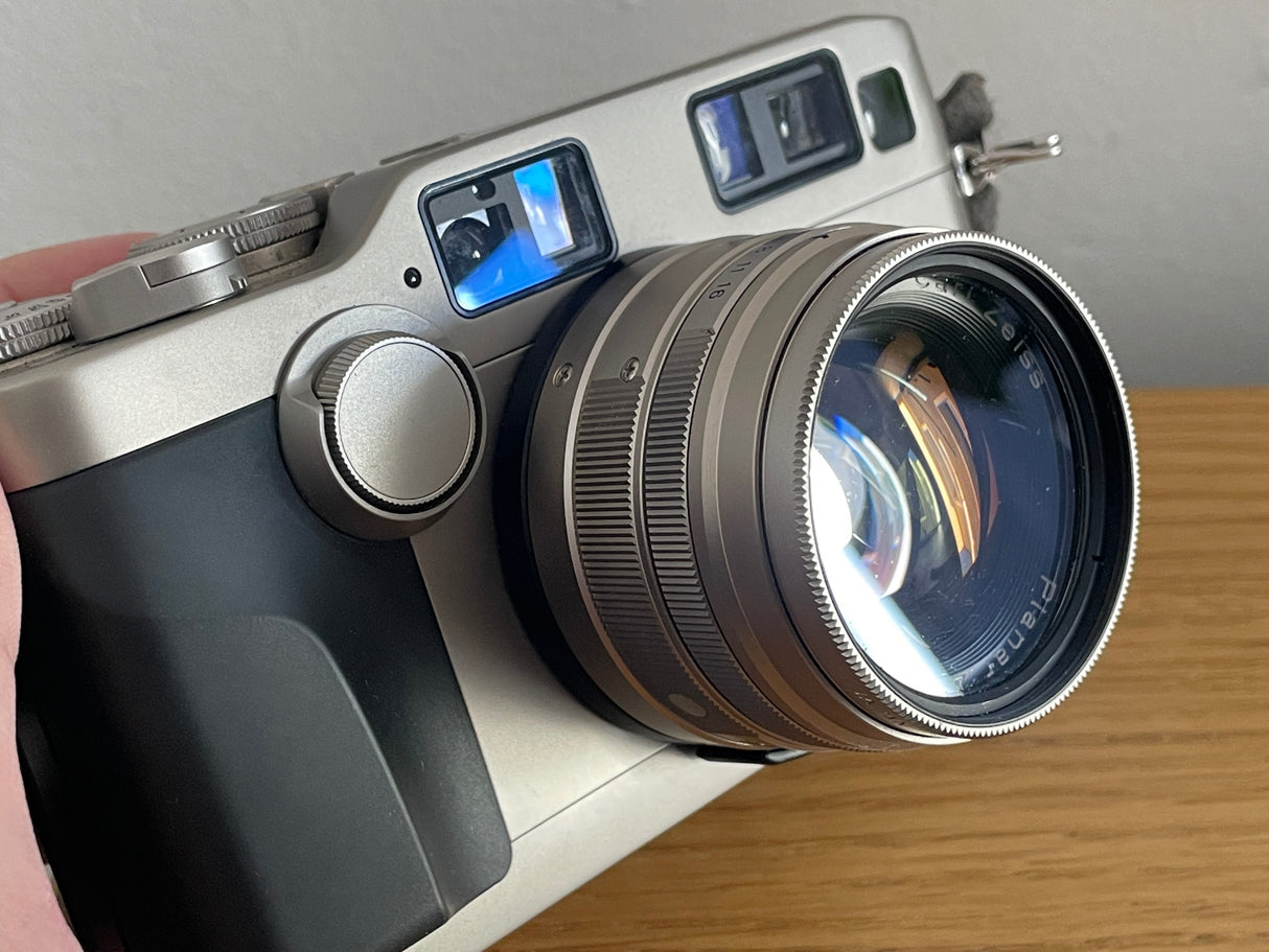 ContaxG24347e97c-9449-45c3-a3d5-177e8e471d32