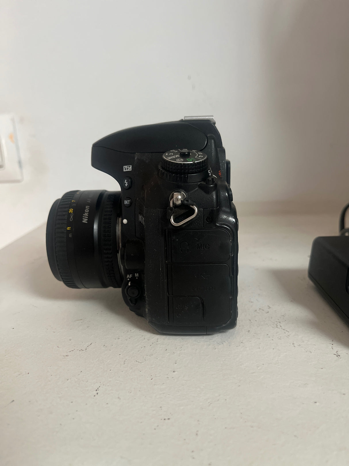NIKOND600a59fe82d-ced1-4f4d-8f0b-73fc20cb58e2