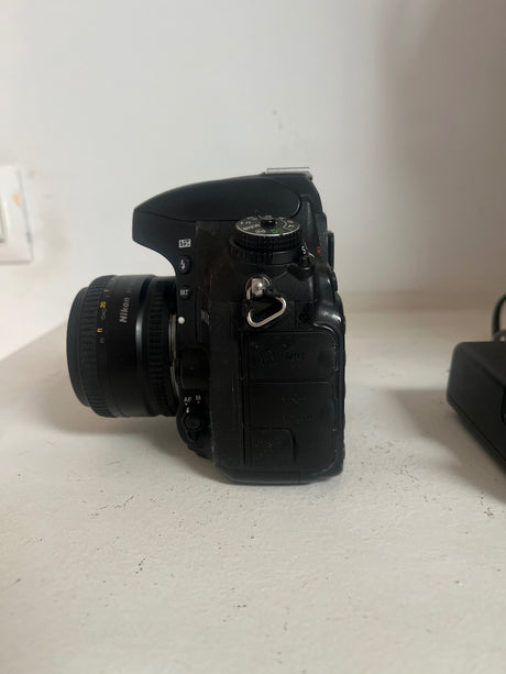 NIKOND600a59fe82d-ced1-4f4d-8f0b-73fc20cb58e2