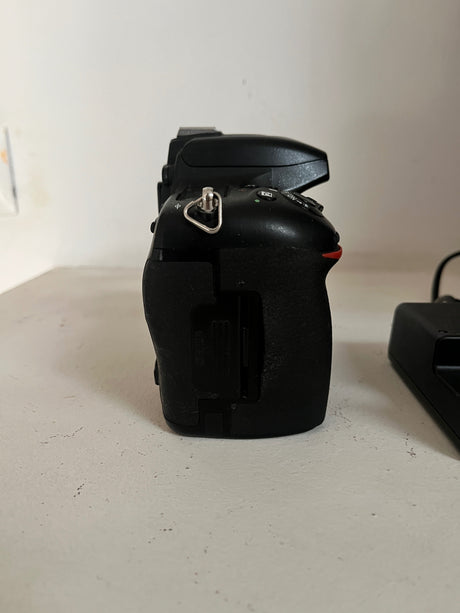 NIKOND75022aa0be7-0646-4dcd-a7d8-15c1cb508452