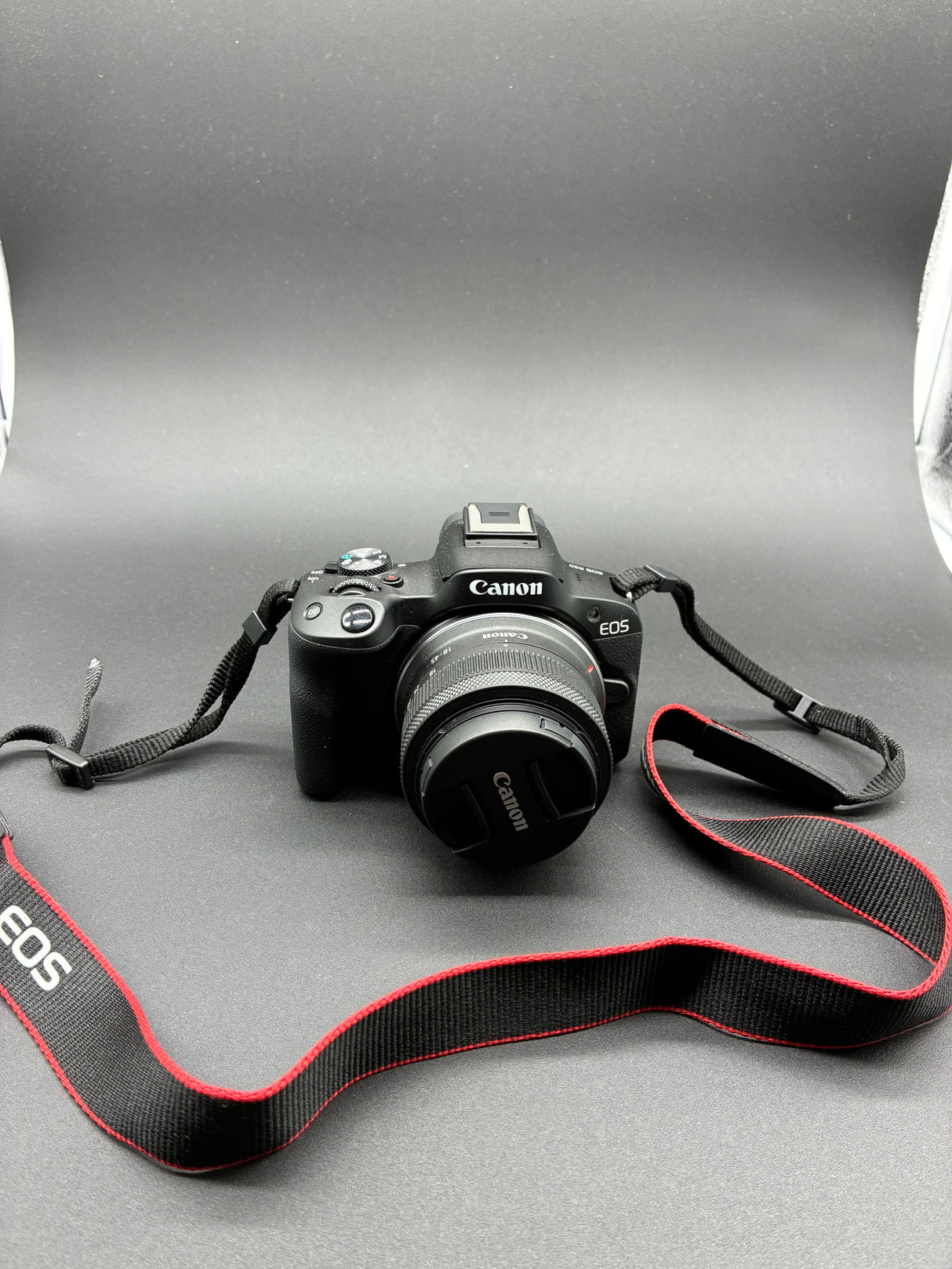 Canon EOS R502fc5c7f1-fe1d-4a52-bc43-dd7680cbcf0e