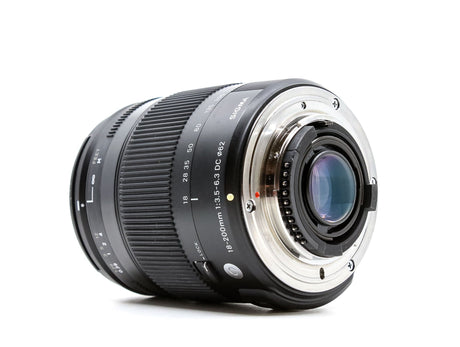 Sigma 18-200mm f/3.5-6.3 DC Macro OS HSM Contemporary - Nikon Fit 