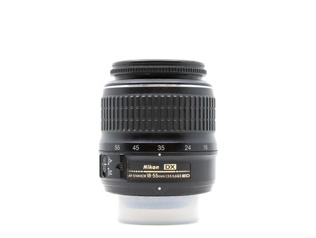 Nikon AF-S DX Nikkor 18-55mm f/3.5-5.6G ED II - segunda mano - excelente estado - foto principal - SKU 3794129 - Camera Marke