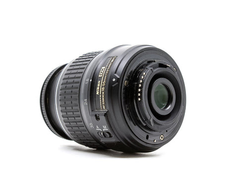 Nikon AF-S DX Nikkor 18-55mm f/3.5-5.6G ED II - segunda mano - excelente estado - detalle 3 de 3 - SKU 3778696 - Camera Marke