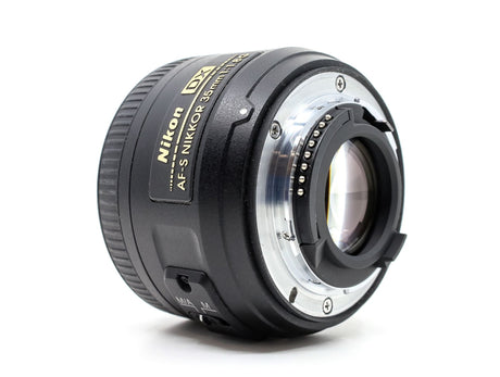 Nikon AF-S DX Nikkor 35mm f/1.8G - segunda mano - excelente estado - detalle 3 de 3 - SKU 3793698 - Camera Market