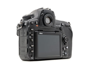 Nikon D850 - segunda mano - excelente estado - detalle 4 de 4 - SKU 3717857 - Camera Market