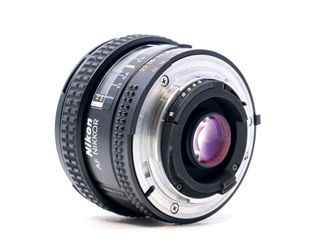 Nikon AF Nikkor 20mm f/2.8 